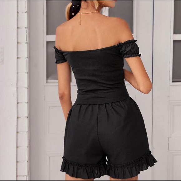 Off the shoulder frill black top - Picture 2 of 4
